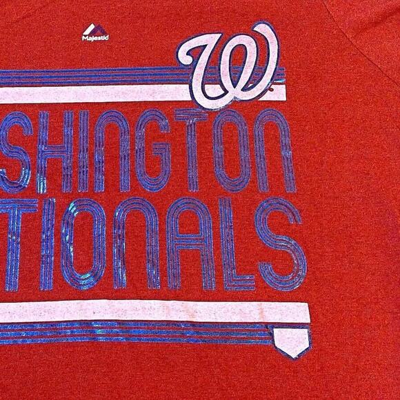 Majestic Fan Fashion Women's Washington Nationals T Shirt XXL Red Shiny Graphics - Picture 3 of 5